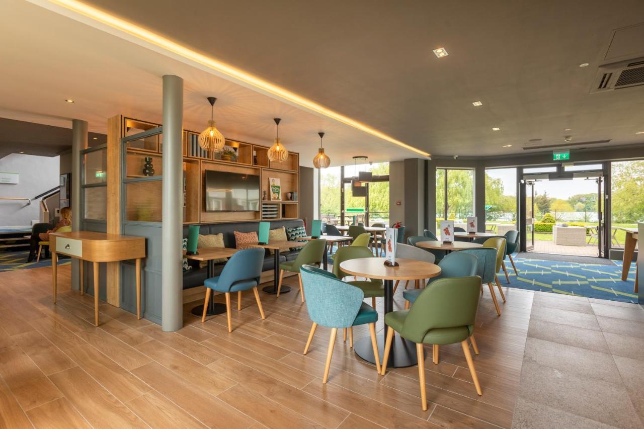 Holiday Inn Basildon By Ihg Ngoại thất bức ảnh