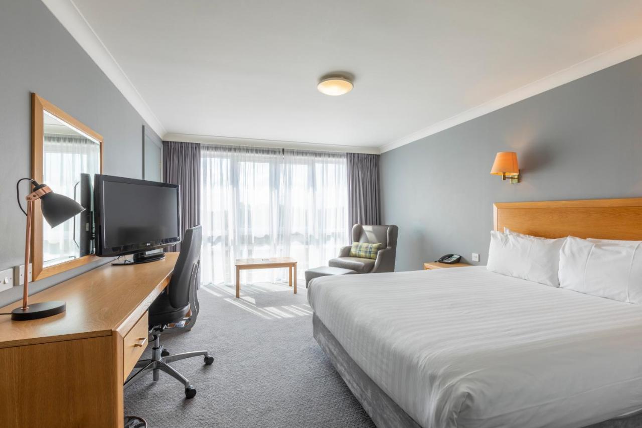 Holiday Inn Basildon By Ihg Ngoại thất bức ảnh