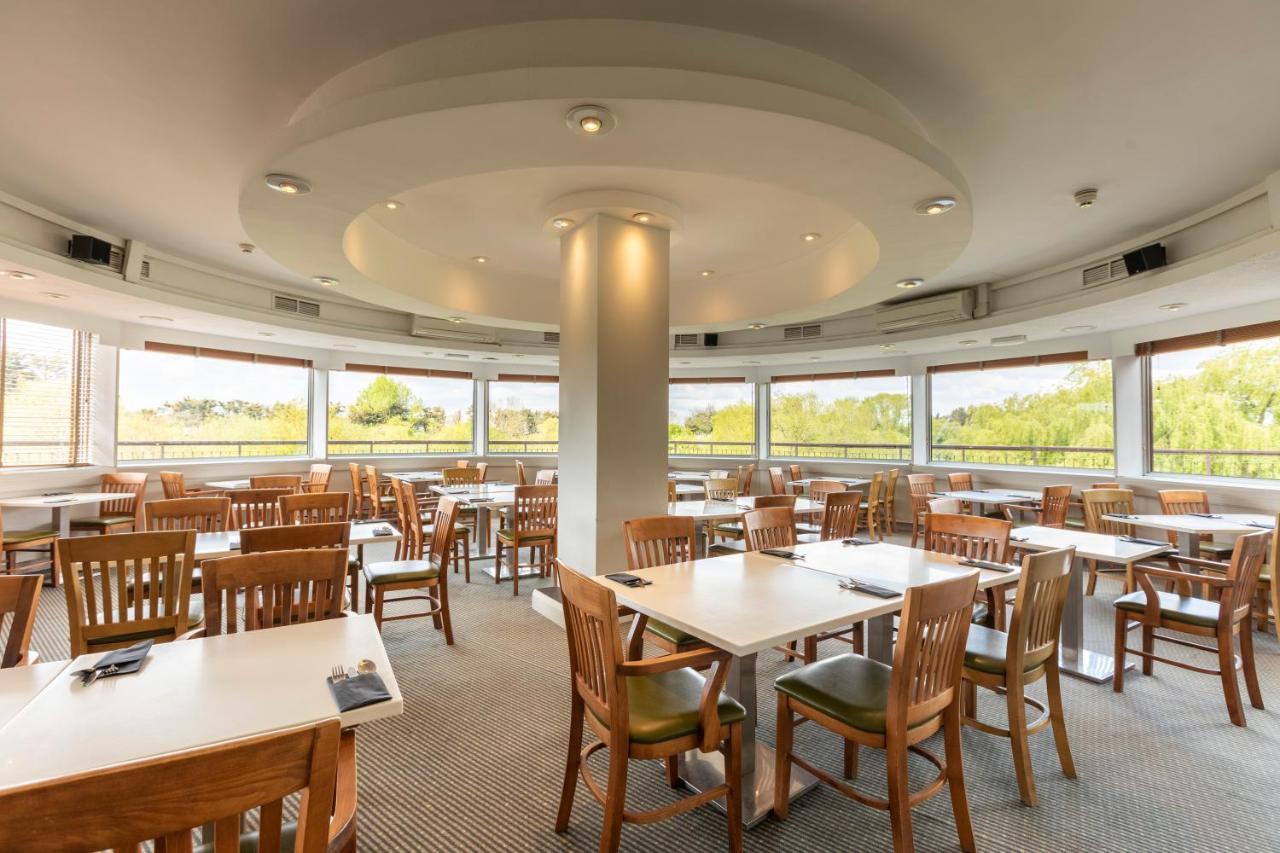 Holiday Inn Basildon By Ihg Ngoại thất bức ảnh