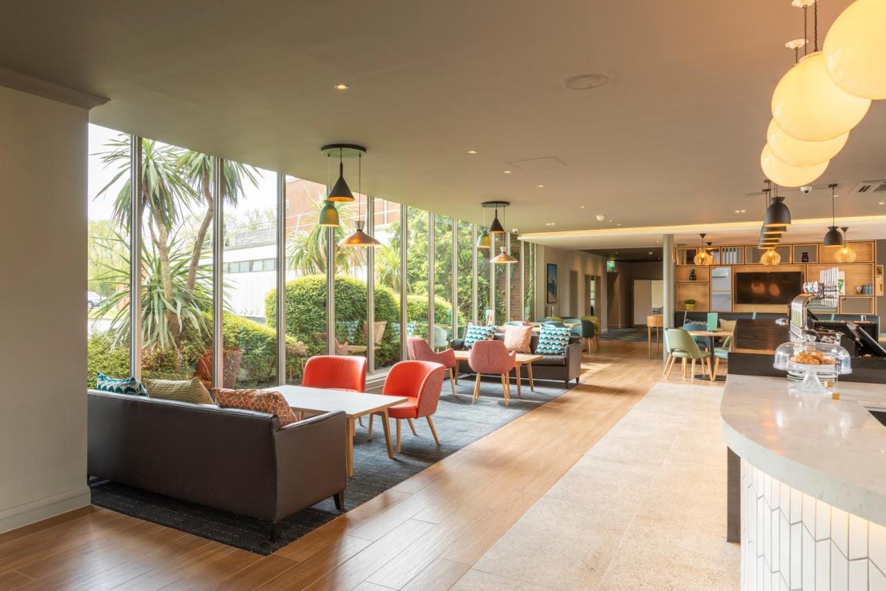 Holiday Inn Basildon By Ihg Ngoại thất bức ảnh