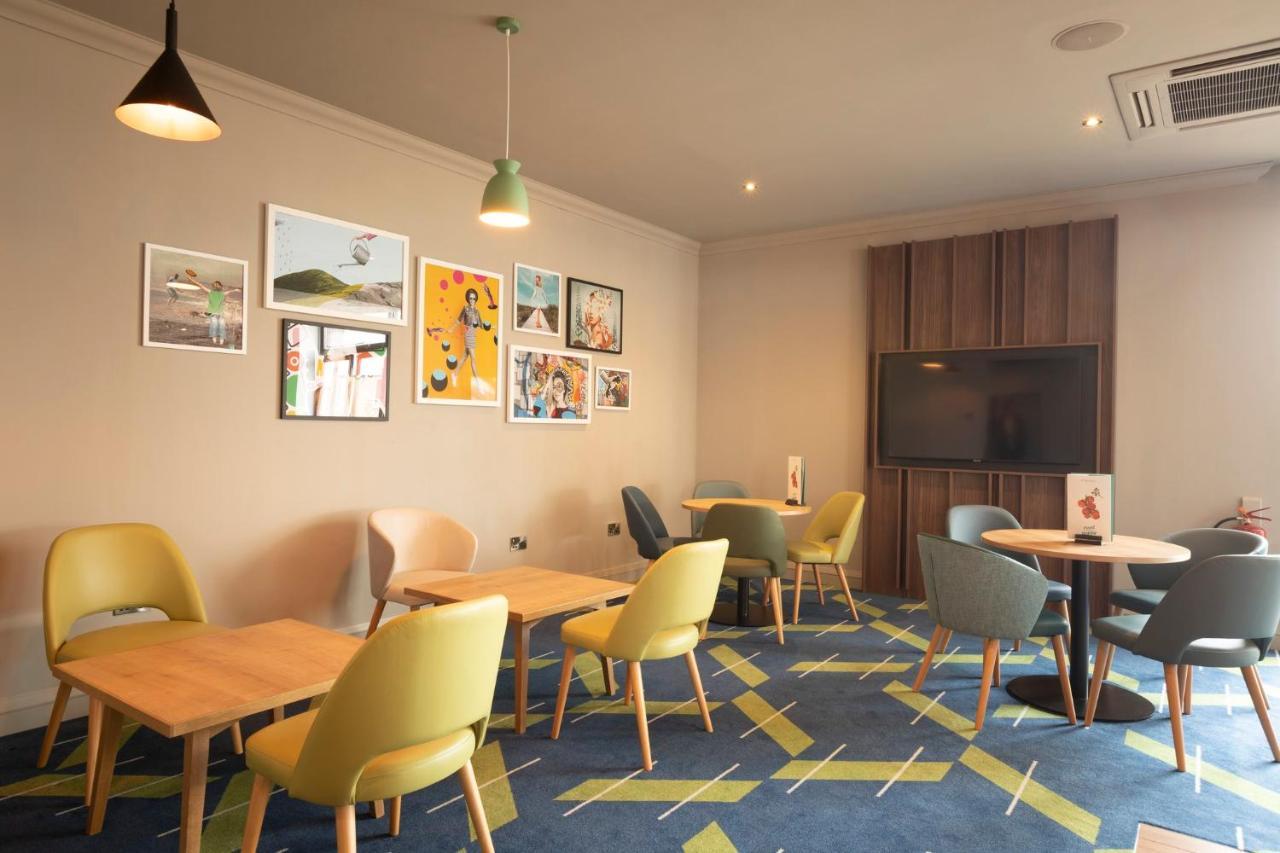 Holiday Inn Basildon By Ihg Ngoại thất bức ảnh