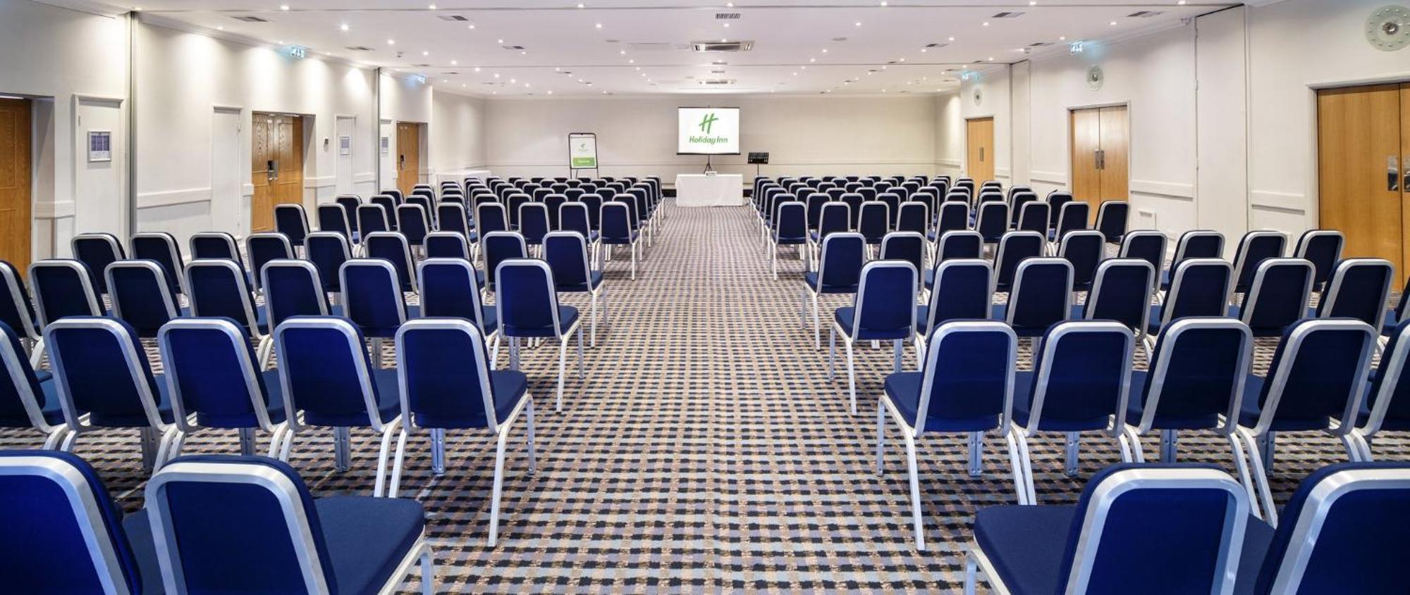 Holiday Inn Basildon By Ihg Ngoại thất bức ảnh