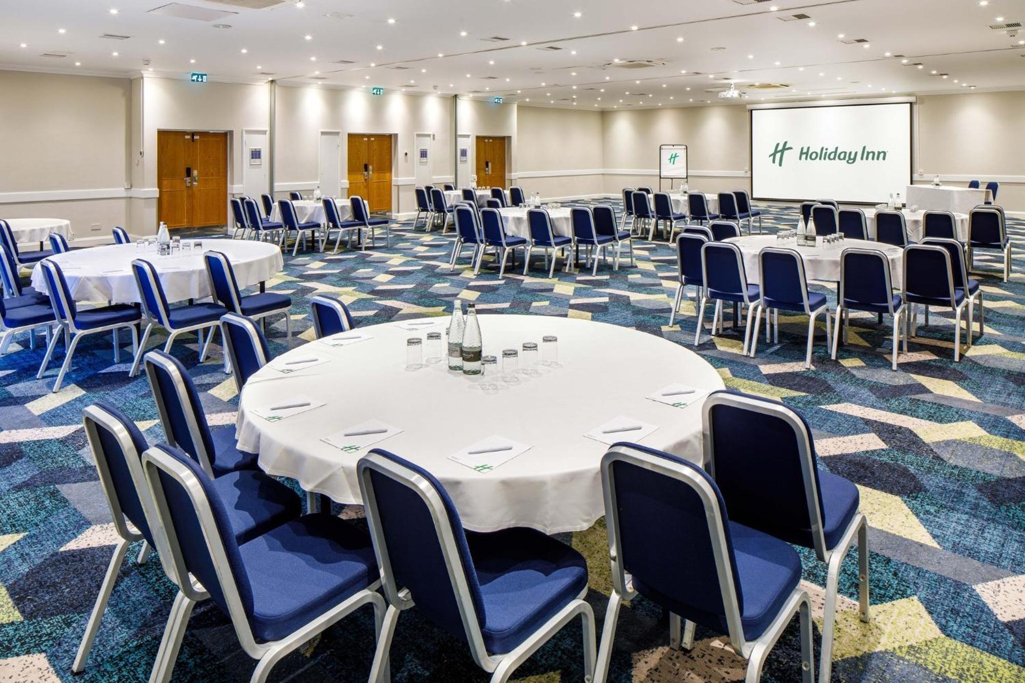 Holiday Inn Basildon By Ihg Ngoại thất bức ảnh